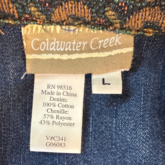 Coldwater Creek Blue Denim Jacket with Red Gold printed Tapestry Large - Picture 2 of 9